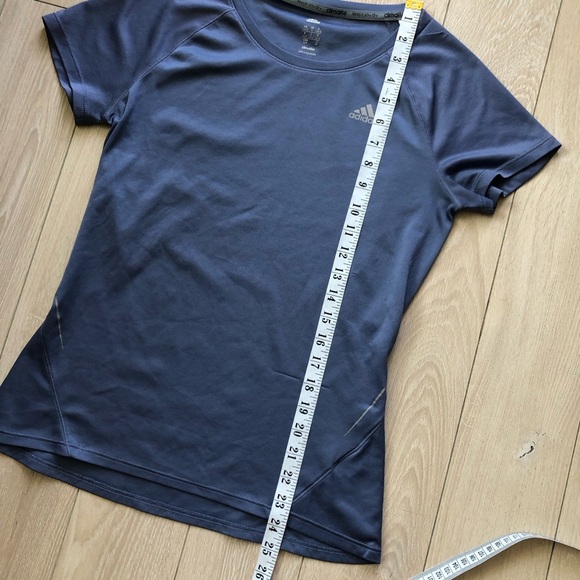 Adidas Climalite Short Sleeve T Shirt in Gray Women’s Size S - Picture 3 of 11